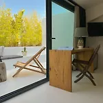 To Be Social House Θέρετρο