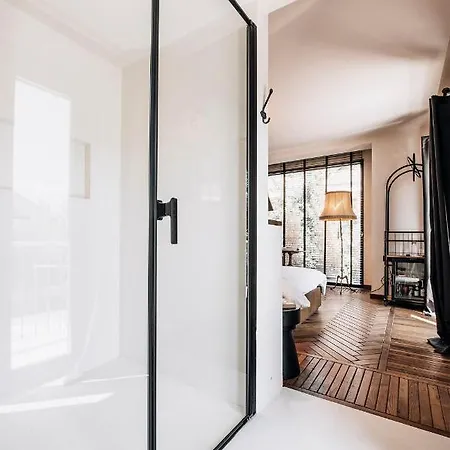 To Be Social House *