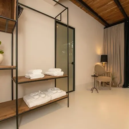 To Be Social House Resort