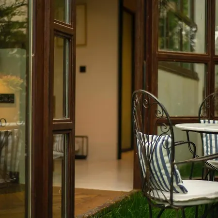 To Be Social House Resort