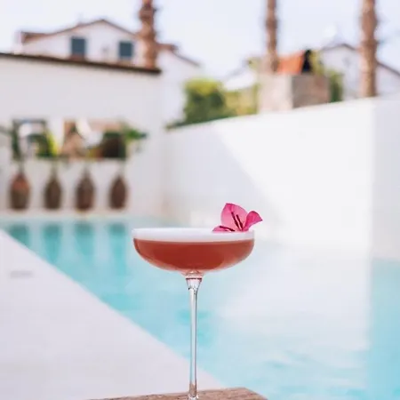 Resort To Be Social House Fethiye