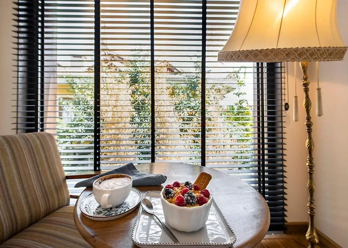 To Be Social House Resort