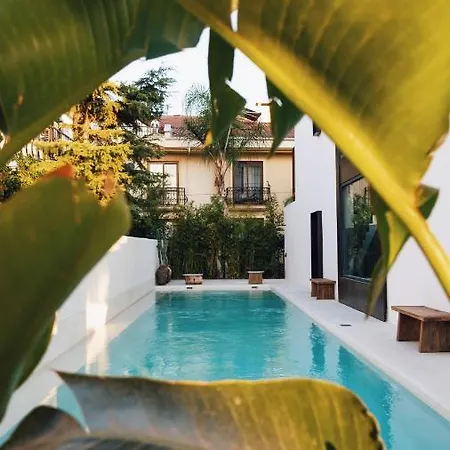 리조트 To Be Social House *