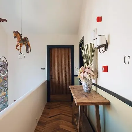 To Be Social House 리조트 페티예