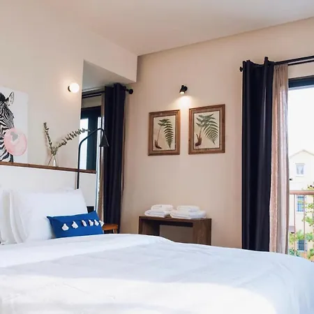 To Be Social House Resort *