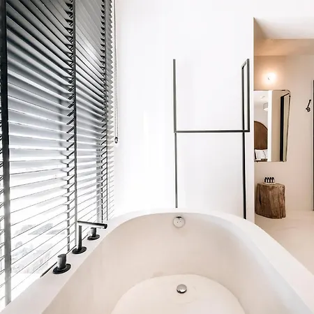 Resort To Be Social House *