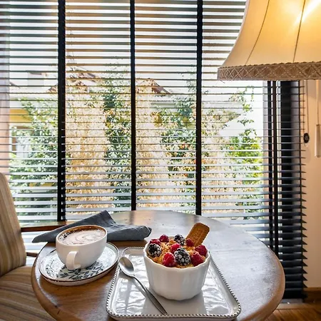 To Be Social House Station touristique