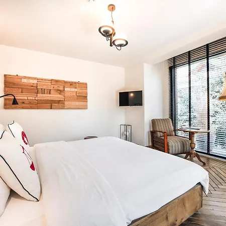 To Be Social House Adults-only Boutique