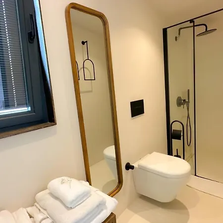 To Be Social House 페티예