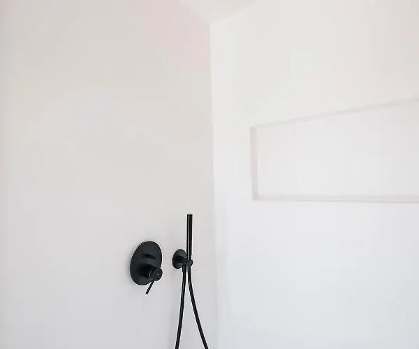 To Be Social House *