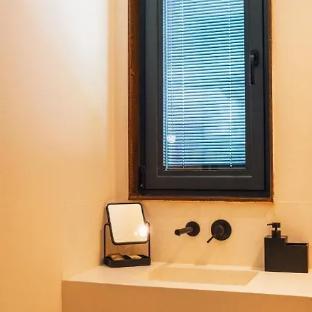 To Be Social House *