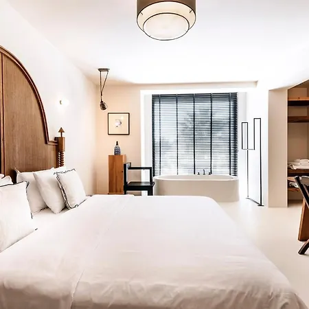 Resort To Be Social House *